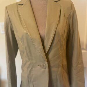 VINTAGE WOMANS TAN/TAUPE TONE LEATHER JACKET /BLAZER -SIZE S